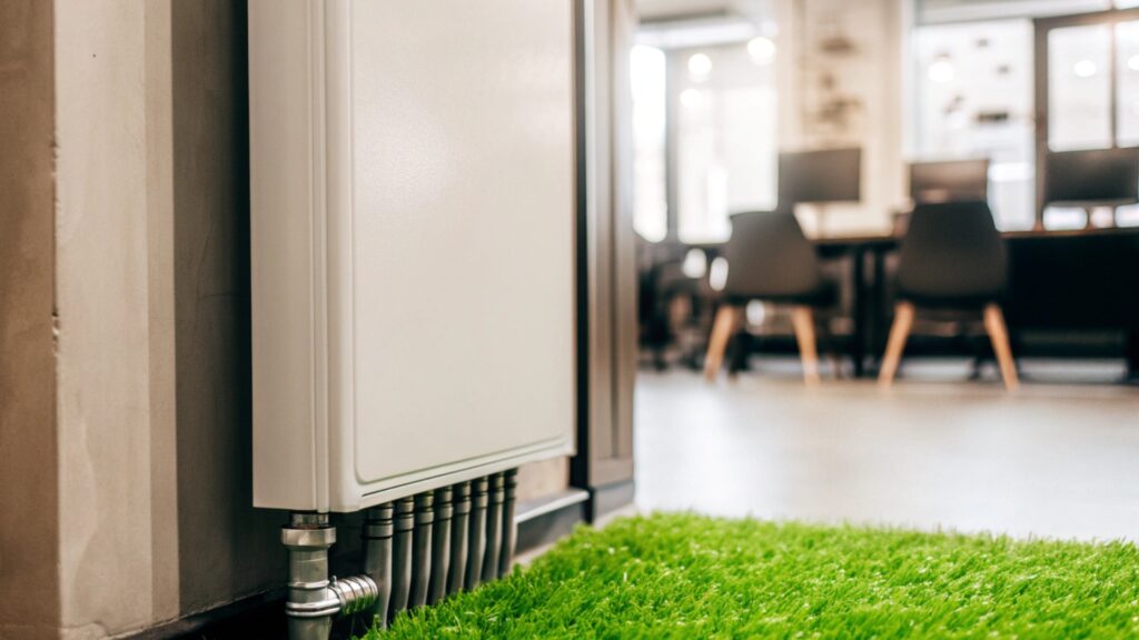 Moderne Heiztechnik in gewerblichen Räumen: Eine effiziente Versorgung steigert den Komfort, senkt Betriebskosten und schont Ressourcen.